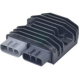 RÉGULATEUR  DE VOLTAGE